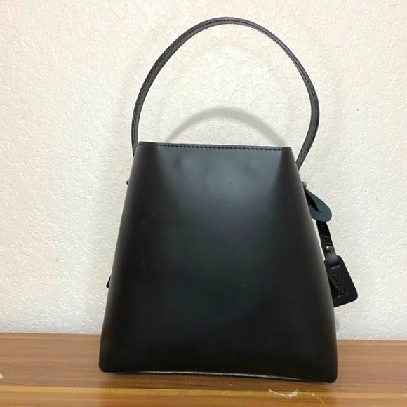 Arya Couture Firenze Hobo Bucket Bag - Picture 2 of 16